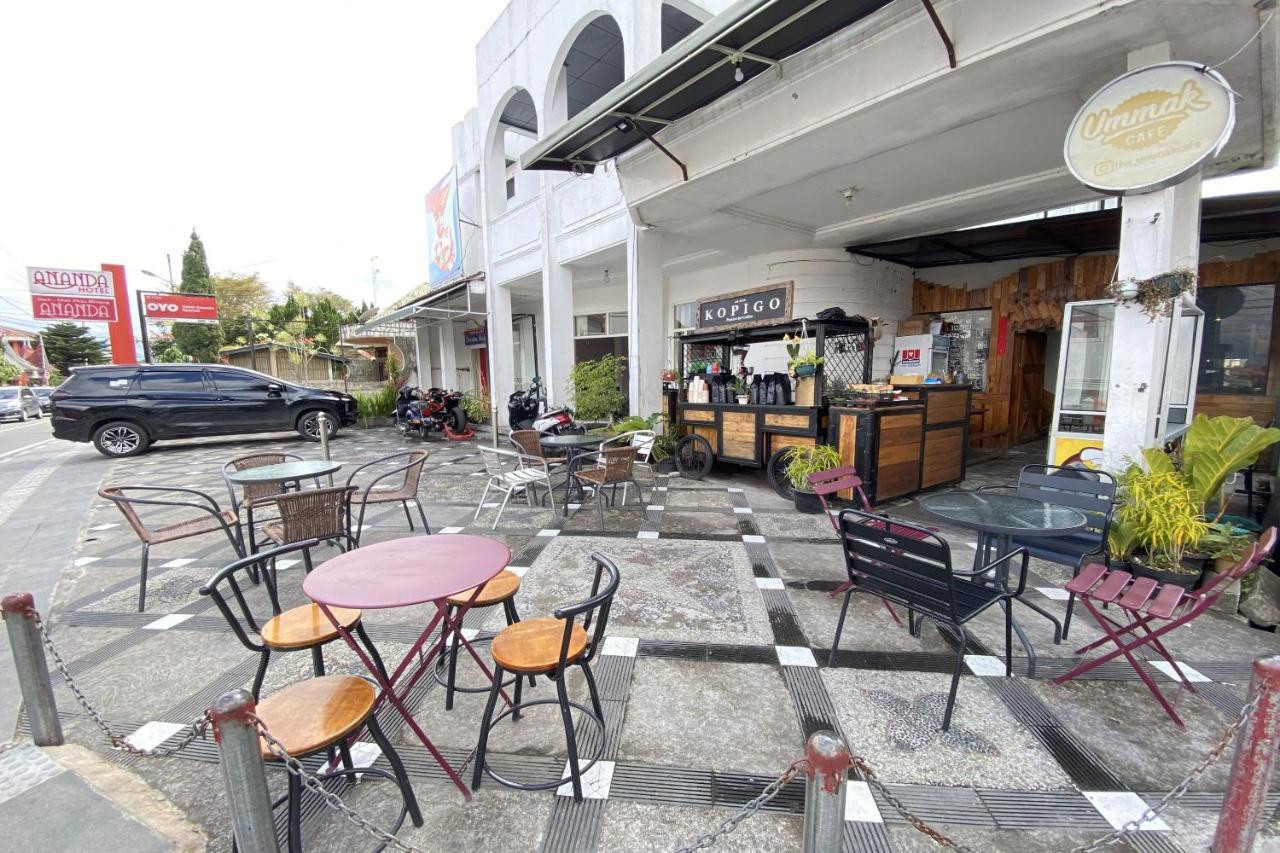 Hotel Ananda Syariah Redpartner Bukittinggi Exteriör bild