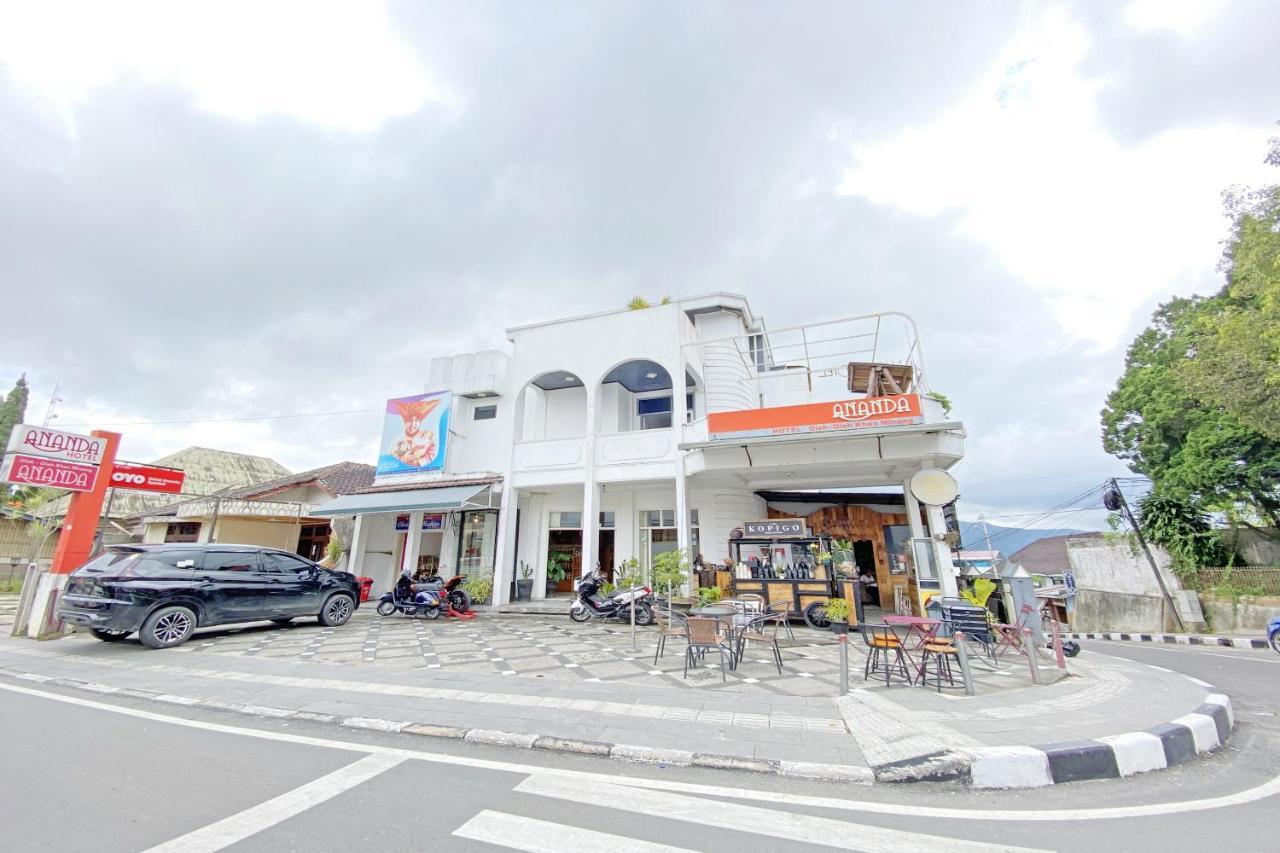 Hotel Ananda Syariah Redpartner Bukittinggi Exteriör bild