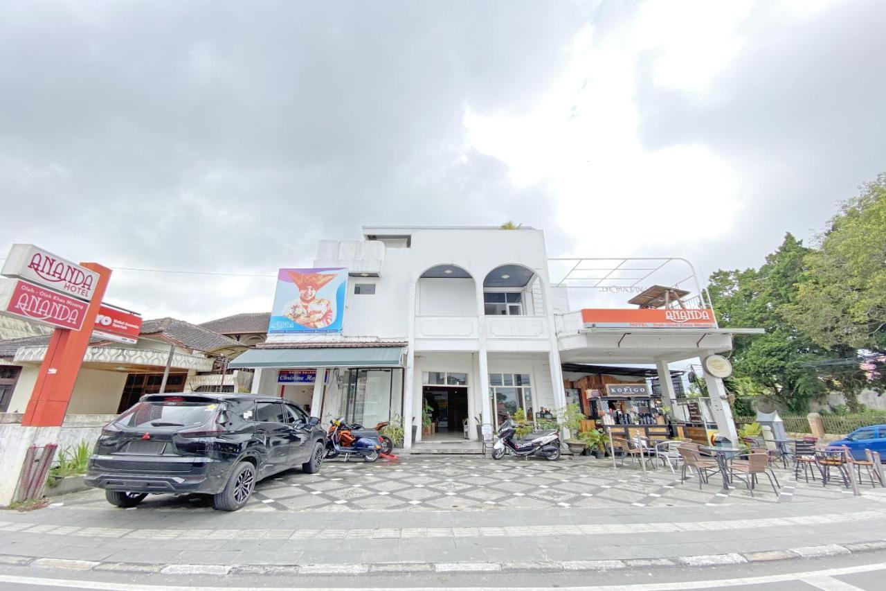 Hotel Ananda Syariah Redpartner Bukittinggi Exteriör bild