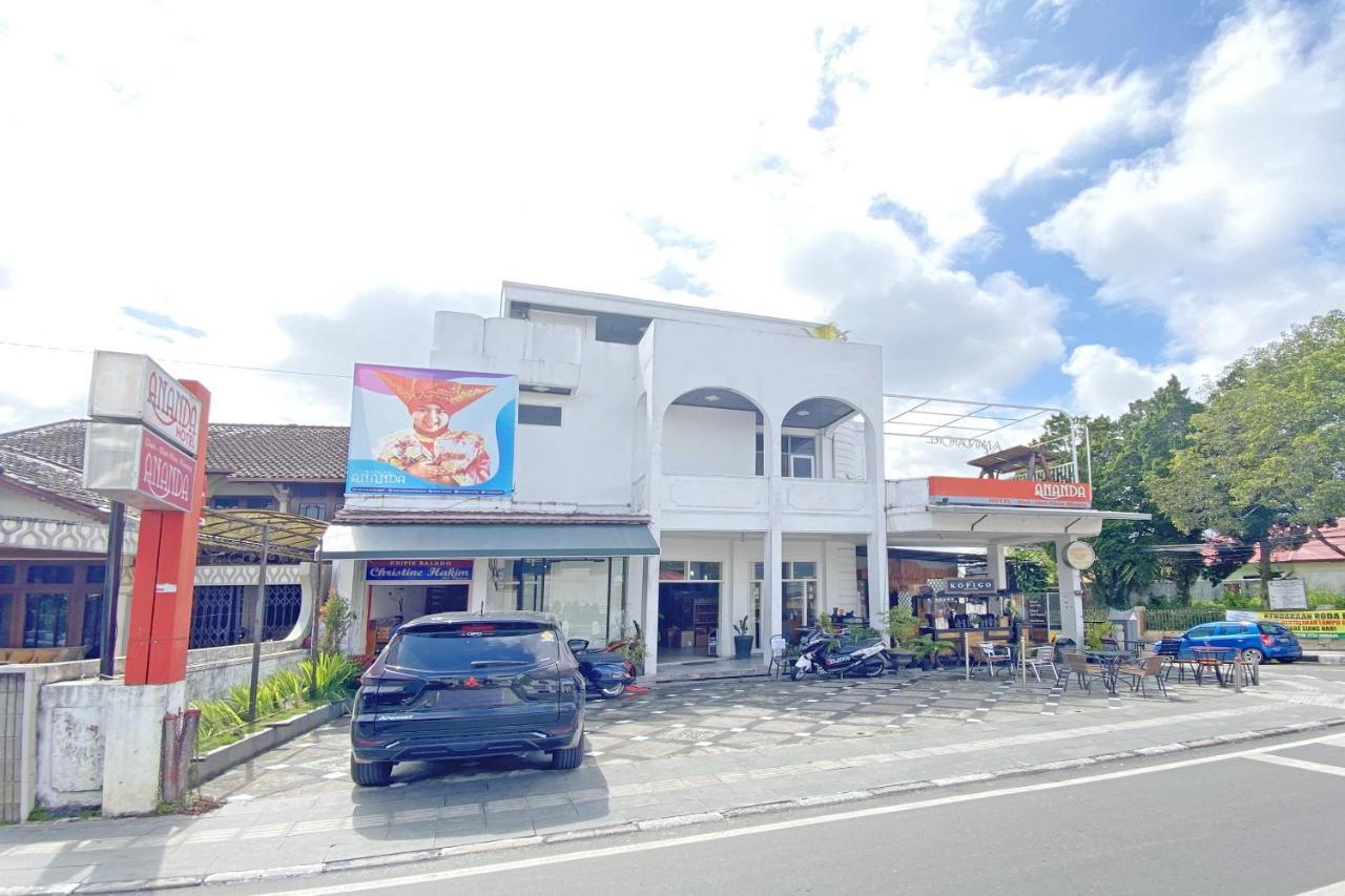 Hotel Ananda Syariah Redpartner Bukittinggi Exteriör bild